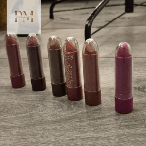 Holliday glitter lipstick